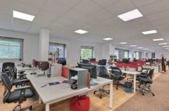 A LOUER autre 253m2 ref 1454183-0LCW1