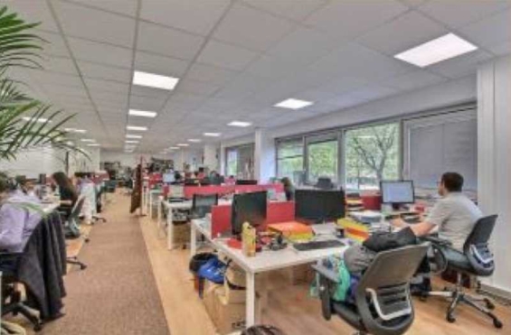 A LOUER autre 253m2 ref 1454183-0LCW1