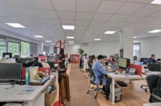 A LOUER autre 253m2 ref 1454183-0LCW1