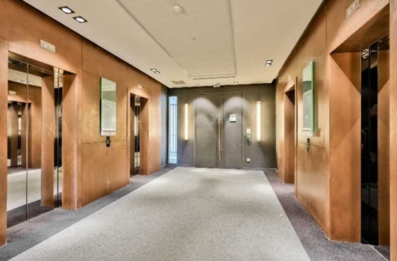 A LOUER autre 695m2 ref 1391599-0LCW1