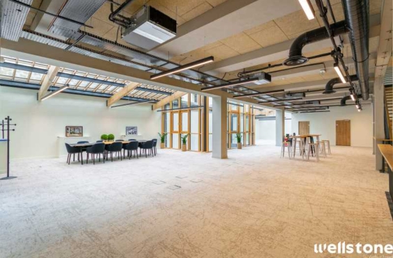 A LOUER Bureaux 1021m2 ref 1462014-0L