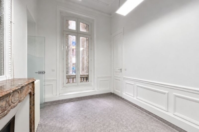 A LOUER Bureaux 83m2 ref 2202221-0L