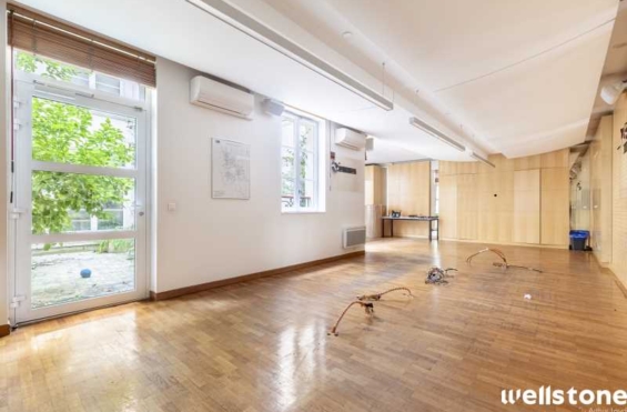 A LOUER Bureaux 1039m2 ref 1454142-0L