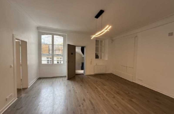 A LOUER Bureaux 105m2 ref 2011738-0L