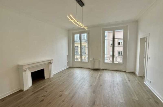 A LOUER Bureaux 105m2 ref 2011738-0L