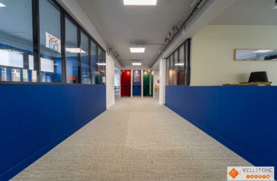 A LOUER Bureaux 1102m2 ref 1224578-0L