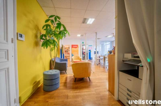 A LOUER Bureaux 121m2 ref 1454167-0L