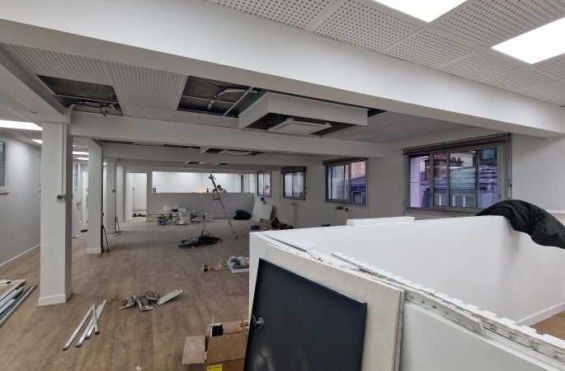 A LOUER Bureaux 130m2 ref 1106324-0L