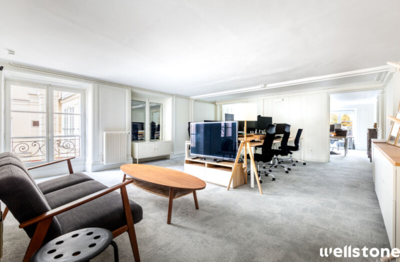 A LOUER Bureaux 135m2 ref 2139077-0L