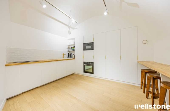 A LOUER Bureaux 138m2 ref 1454090-0L