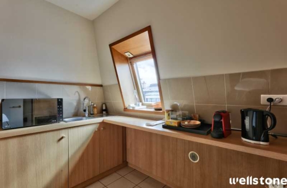 A LOUER Bureaux 141m2 ref 1223567-0L
