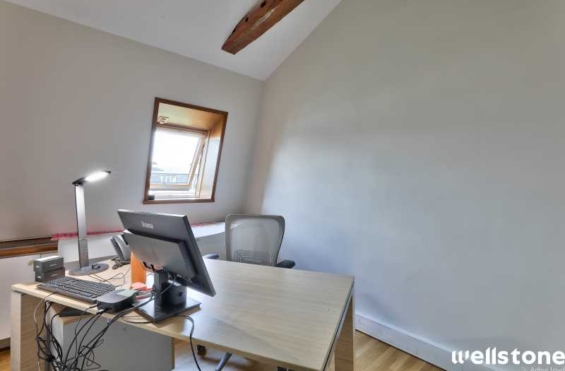 A LOUER Bureaux 141m2 ref 1223567-0L