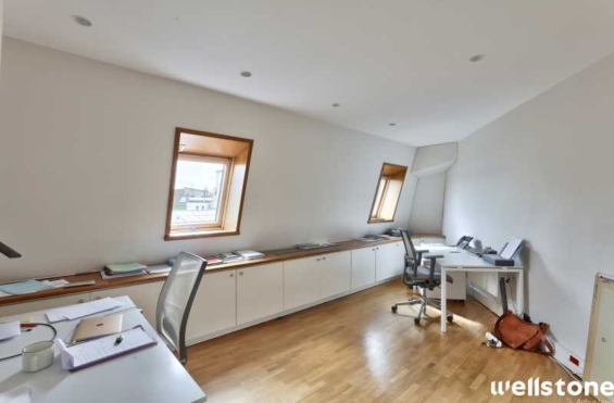 A LOUER Bureaux 141m2 ref 1223567-0L