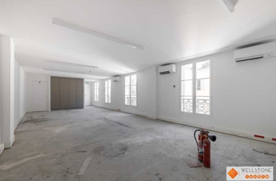 A LOUER Bureaux 143m2 ref 1755663-0L