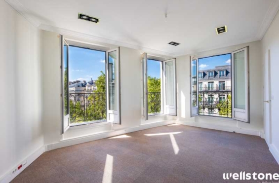 A LOUER Bureaux 150m2 ref 1237978-0L