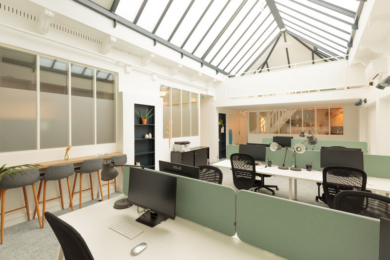 A LOUER Bureaux 152m2 ref 1462126-0L