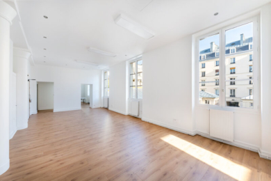 A LOUER Bureaux 155m2 ref 2148022-0L