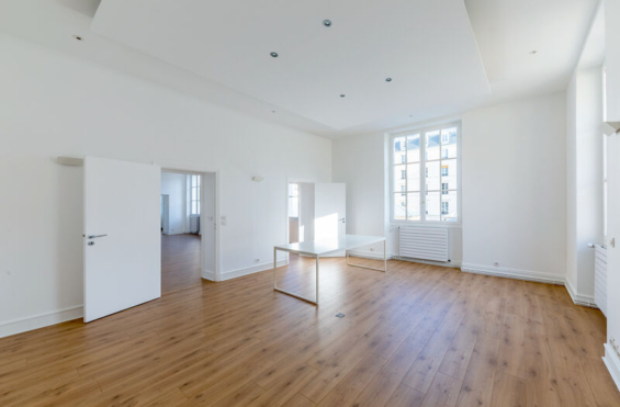 A LOUER Bureaux 155m2 ref 2148022-0L