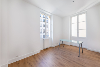 A LOUER Bureaux 155m2 ref 2148022-0L
