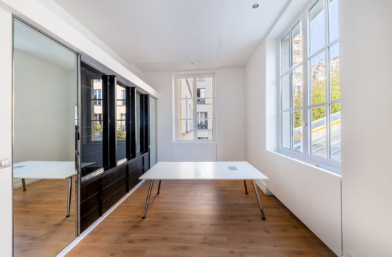 A LOUER Bureaux 155m2 ref 2148022-0L