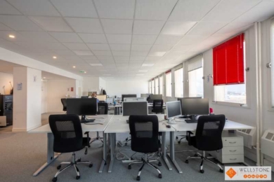 A LOUER Bureaux 157m2 ref 1755614-0L
