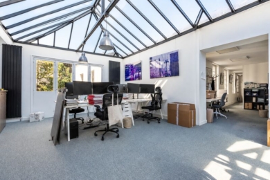 A LOUER Bureaux 172m2 ref 2162936-0L