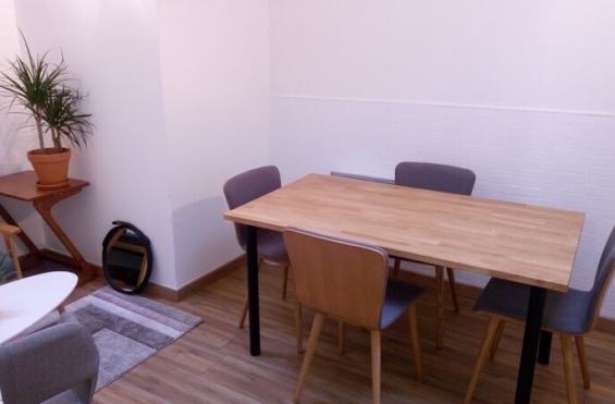 A LOUER Bureaux 187m2 ref 1462108-0L