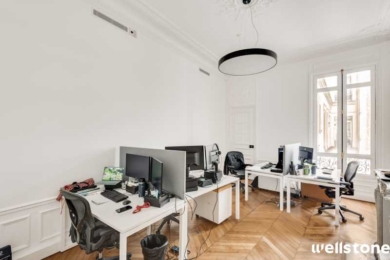 A LOUER Bureaux 194m2 ref 1134889-0L