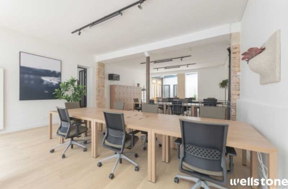 A LOUER Bureaux 194m2 ref 1462124-0L