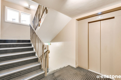 A LOUER Bureaux 197m2 ref 2120819-0L