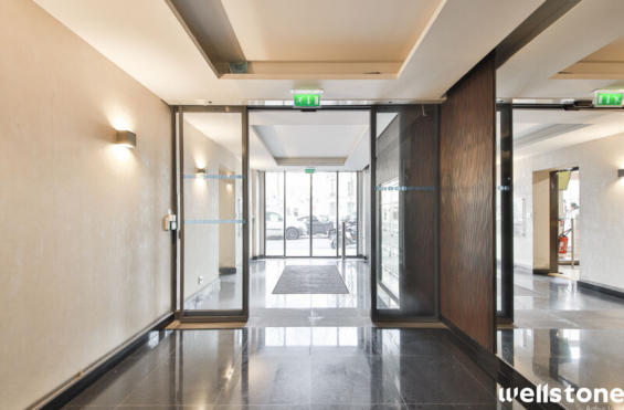 A LOUER Bureaux 197m2 ref 2120819-0L