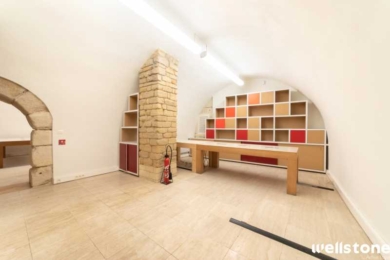 A LOUER Bureaux 198m2 ref 1224638-0L
