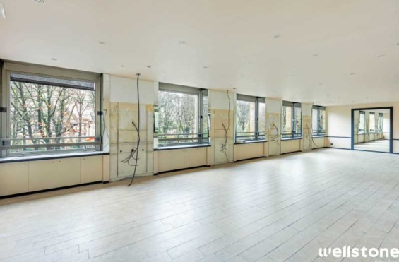 A LOUER Bureaux 198m2 ref 1241730-0L
