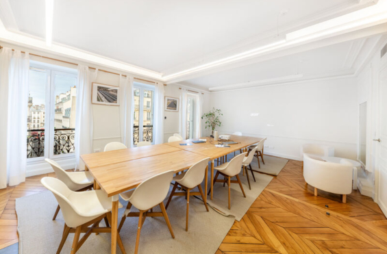 A LOUER Bureaux 210m2 ref 2129313-0L