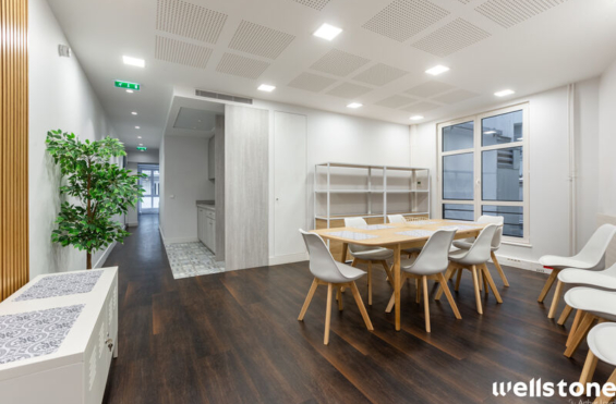 A LOUER Bureaux 215m2 ref 1454136-0L