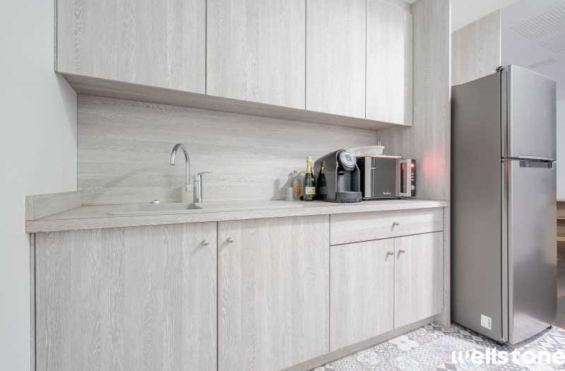 A LOUER Bureaux 215m2 ref 1454136-0L