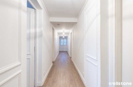 A LOUER Bureaux 218m2 ref 1755594-0L