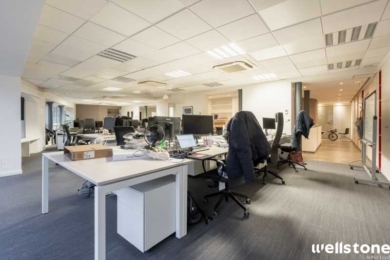 A LOUER Bureaux 225m2 ref 1454111-0L