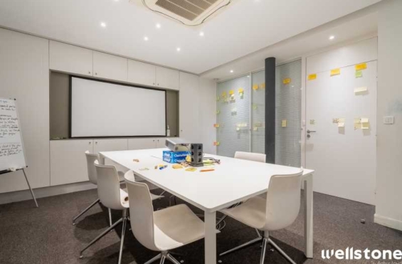 A LOUER Bureaux 225m2 ref 1454111-0L