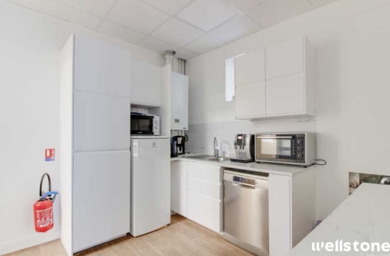 A LOUER Bureaux 229m2 ref 1454010-0L