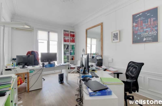 A LOUER Bureaux 229m2 ref 1454010-0L