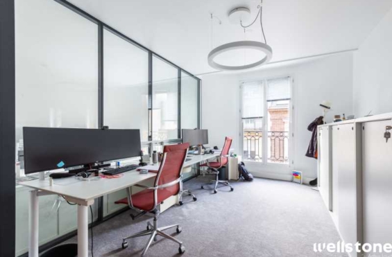 A LOUER Bureaux 238m2 ref 1106162-0L