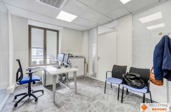 A LOUER Bureaux 238m2 ref 1223538-0L