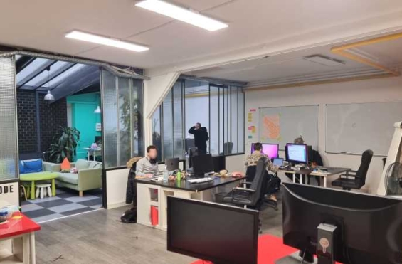 A LOUER Bureaux 240m2 ref 1238542-0L