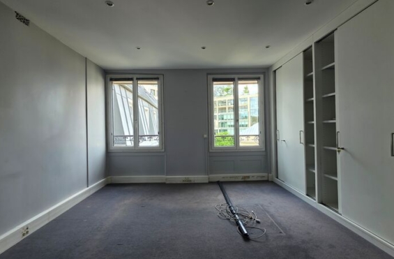 A LOUER Bureaux 240m2 ref 2179292-0L