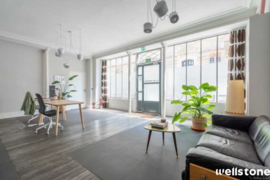 A LOUER Bureaux 241m2 ref 1462057-0L