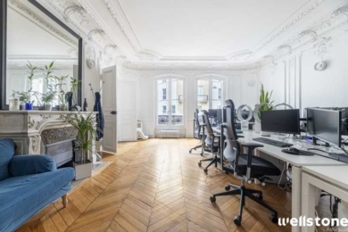 A LOUER Bureaux 243m2 ref 1454077-0L