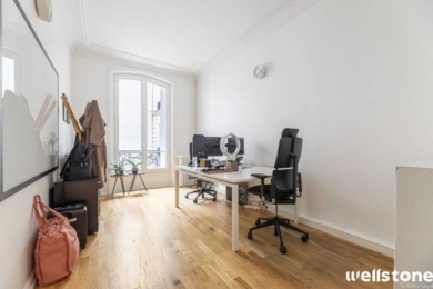 A LOUER Bureaux 243m2 ref 1454077-0L