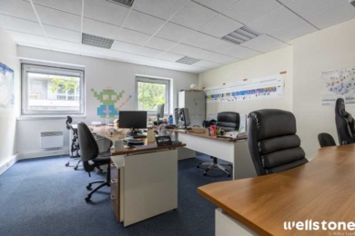 A LOUER Bureaux 253m2 ref 1454181-0L
