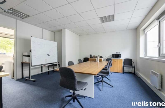 A LOUER Bureaux 253m2 ref 1454181-0L